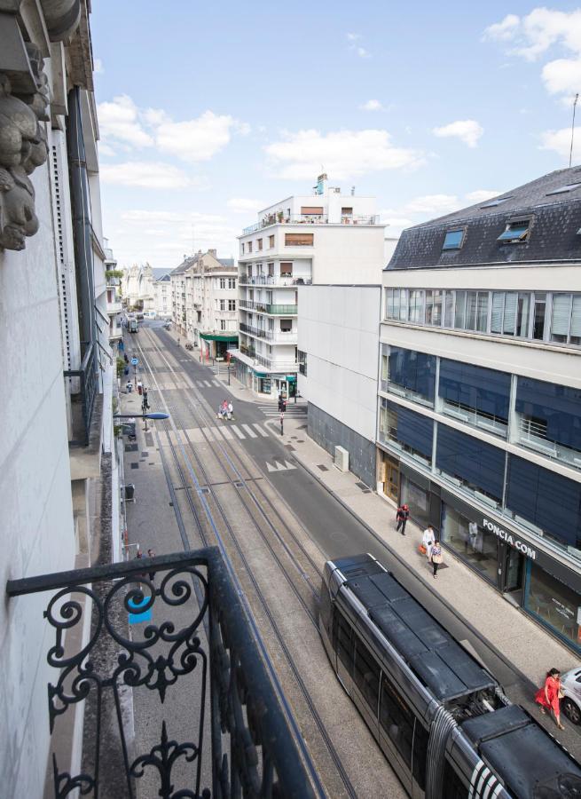 Appartement Avec Balcon A 250 M De La Gare, Hyper Centre 图尔 外观 照片